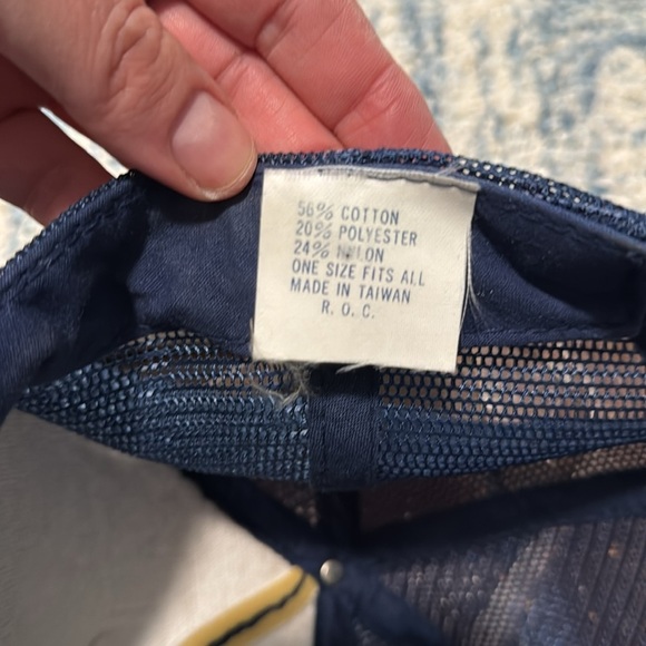 Vintage 1980s Las Vegas trucker hat - Picture 4 of 5